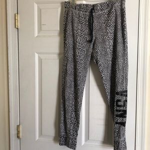 VS joggers